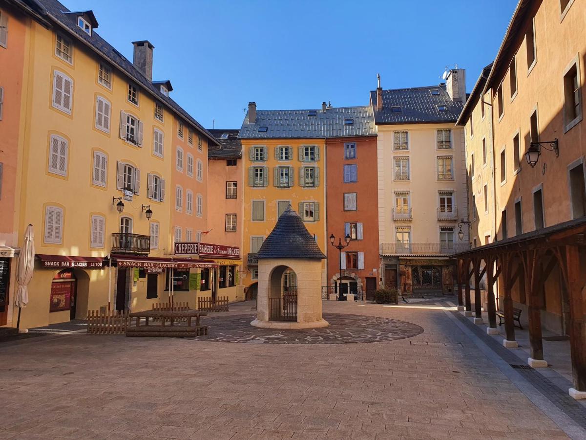 Au Pre Du Moulin - Centre Ville Briancon  Exterior photo